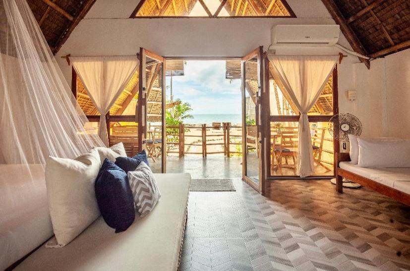 Surya Beach Resort Palawan Aborlan Extérieur photo